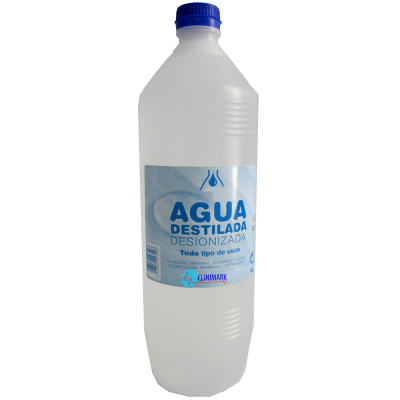 Agua destilada / desionizada en botella de 1 litro